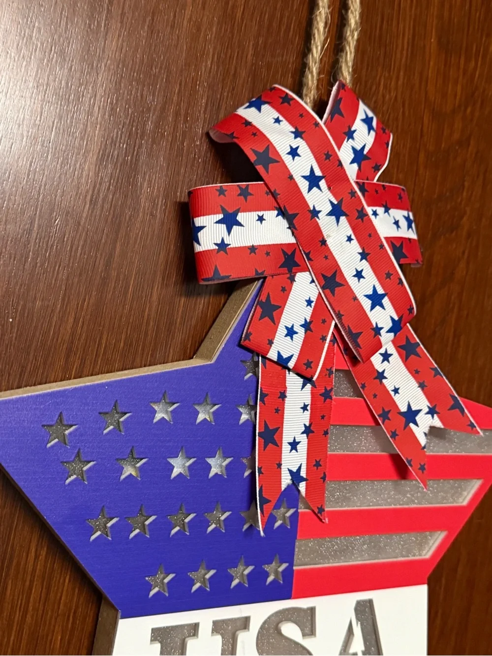 Patriotic USA Star shape Wall Hanging - integrated LED lights